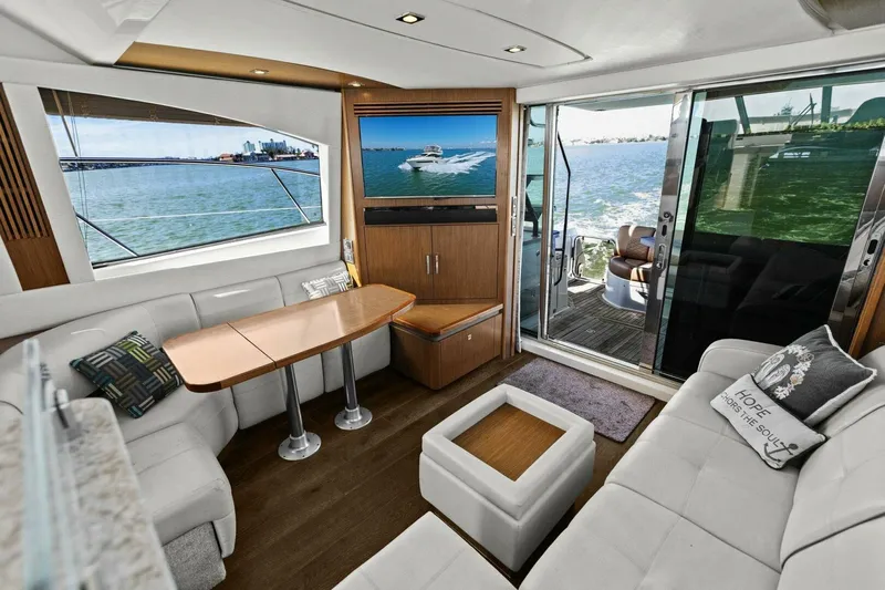 Prodigi Yacht Photos Pics 2017 Sea Ray 510 Fly - Image 41