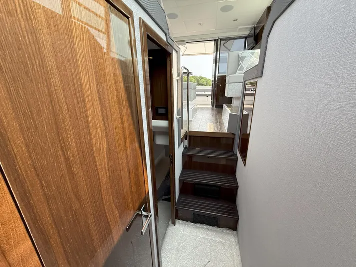 2023 Cruisers 42 Cantius Yacht Photos Pics 