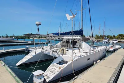 Lagoon 42