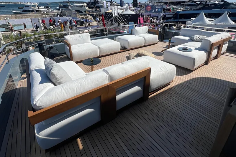  Yacht Photos Pics Owner Provided Image