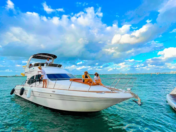  Yacht Photos Pics 