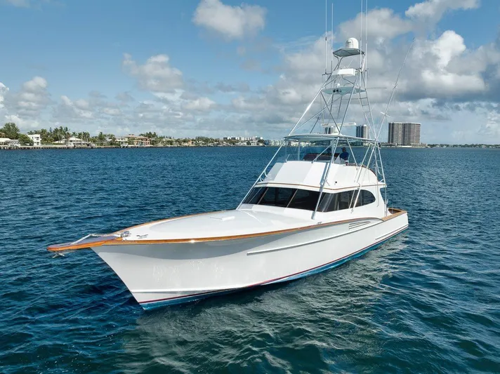 No Agenda Yacht Photos Pics Profile Bow View