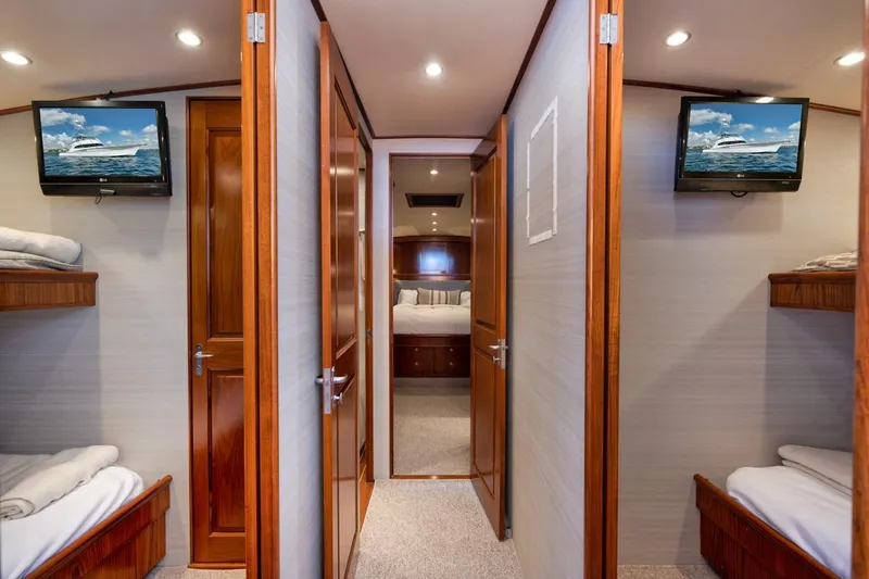 No Agenda Yacht Photos Pics Companionway