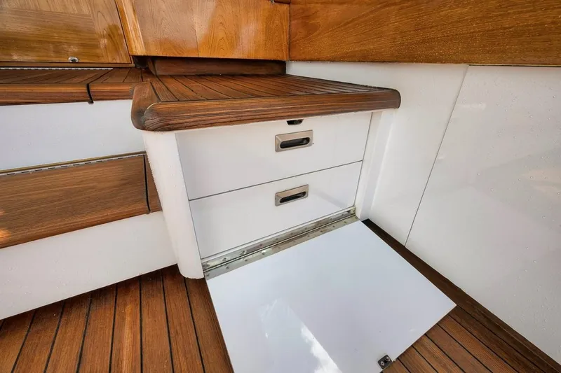 No Agenda Yacht Photos Pics Mezzanine Tackle Drawers