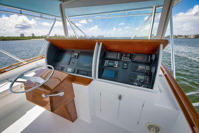 Yacht