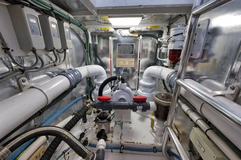 No Agenda Yacht Photos Pics Engine Room