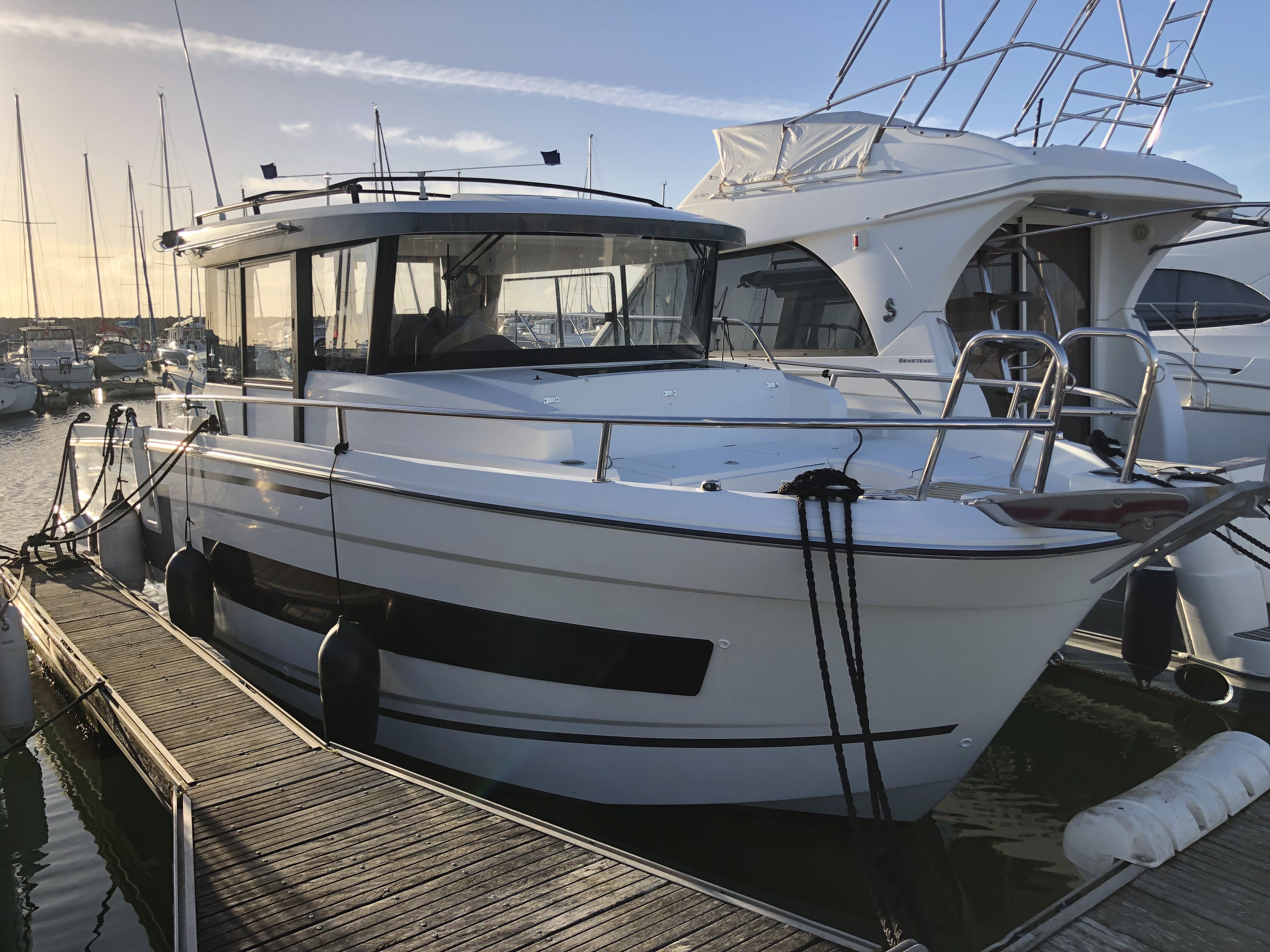 2021 Jeanneau Merry Fisher 895 Marlin