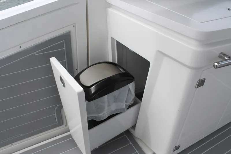 Liquid Aloha Yacht Photos Pics 