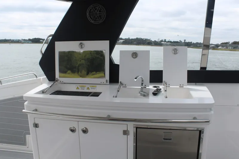 Liquid Aloha Yacht Photos Pics 