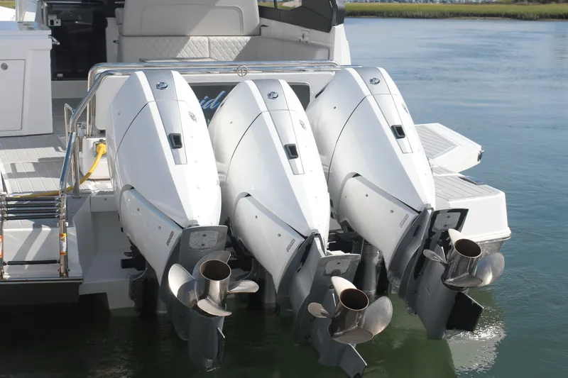 Liquid Aloha Yacht Photos Pics 