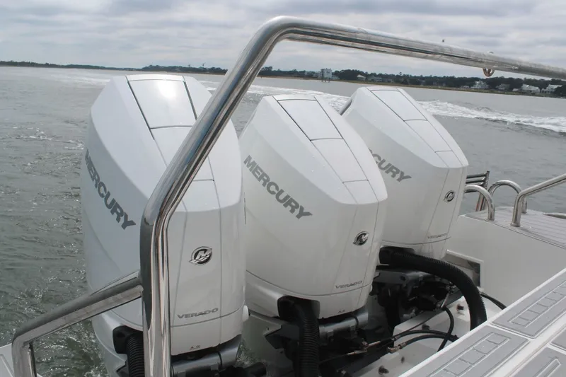 Liquid Aloha Yacht Photos Pics 