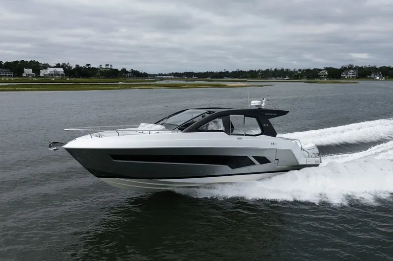 Liquid Aloha Yacht Photos Pics 