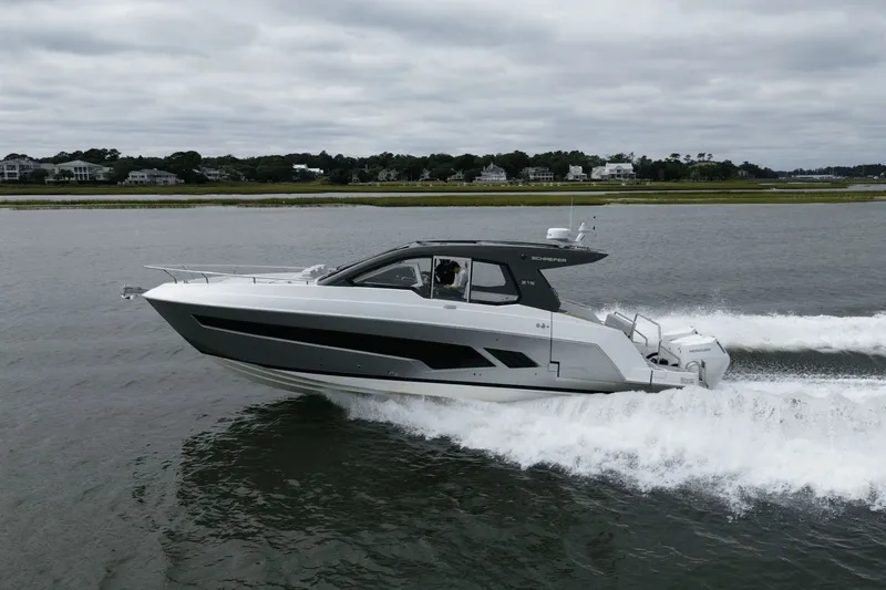 Liquid Aloha Yacht Photos Pics 