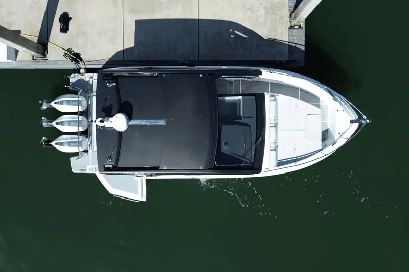 Liquid Aloha Yacht Photos Pics 