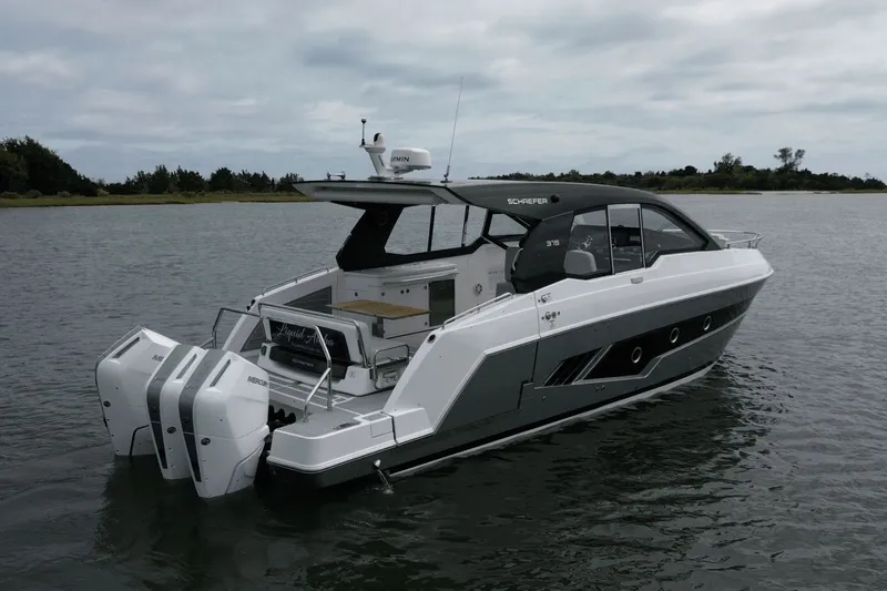 Liquid Aloha Yacht Photos Pics 