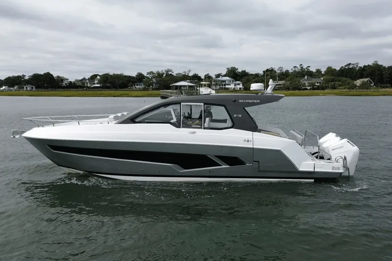 Liquid Aloha Yacht Photos Pics 