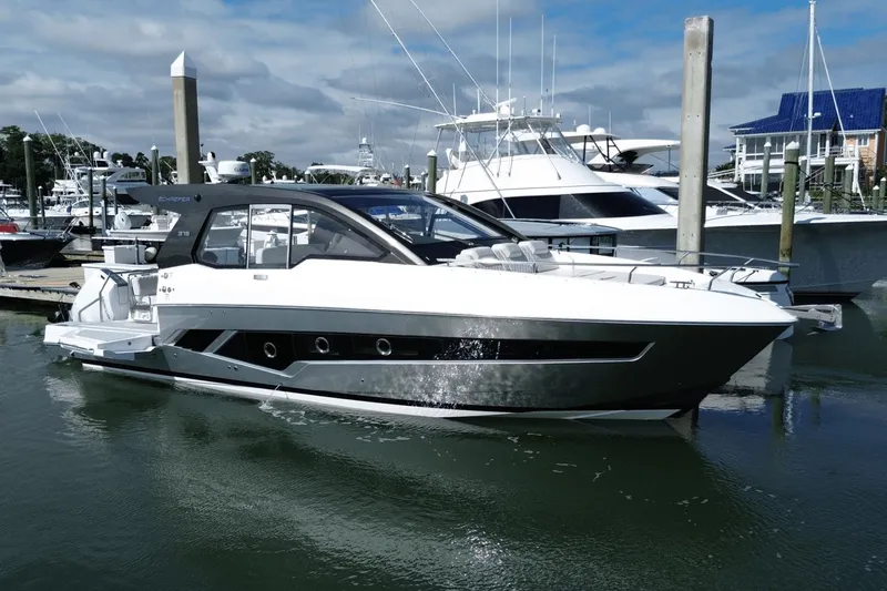 Liquid Aloha Yacht Photos Pics 