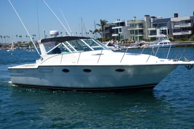 Tiara Yachts 3300
