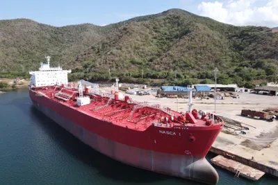 Hyundai Cargo Tank 318,360 bbls