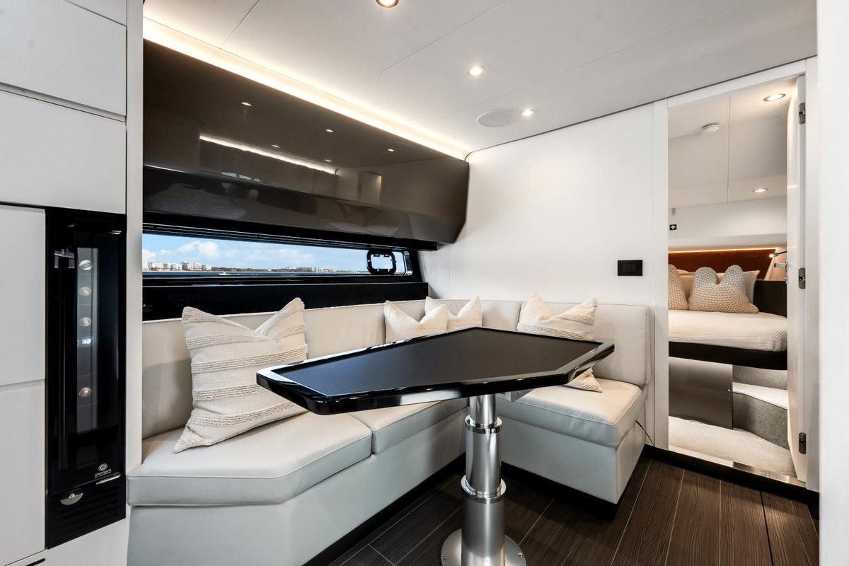 2024 Azimut 48 