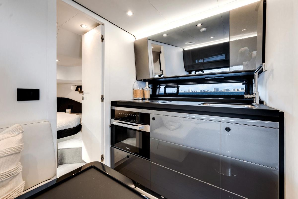 2024 Azimut 48 