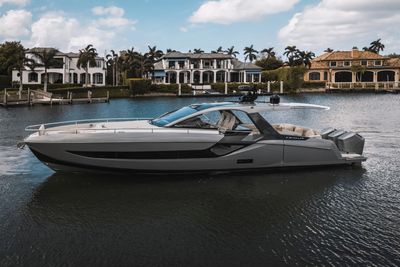 Yacht