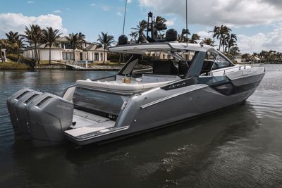 Yacht