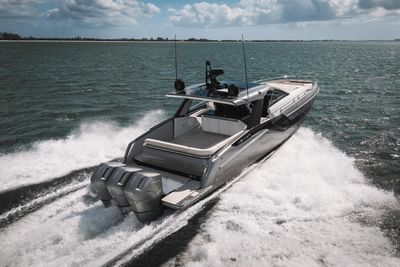Yacht