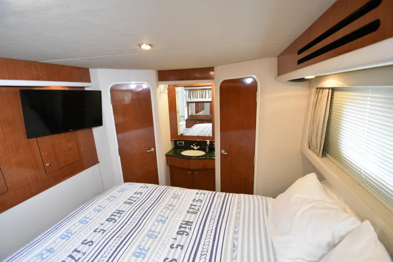 Litigator Yacht Photos Pics 