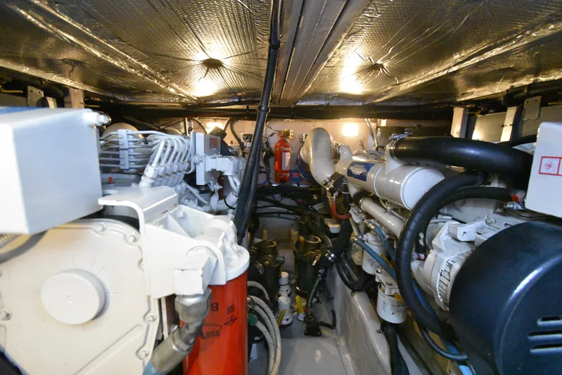 Litigator Yacht Photos Pics 