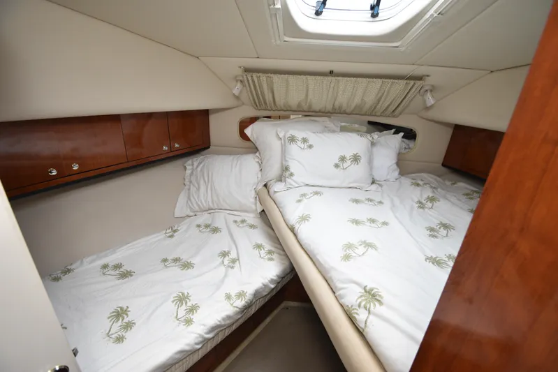 Litigator Yacht Photos Pics 