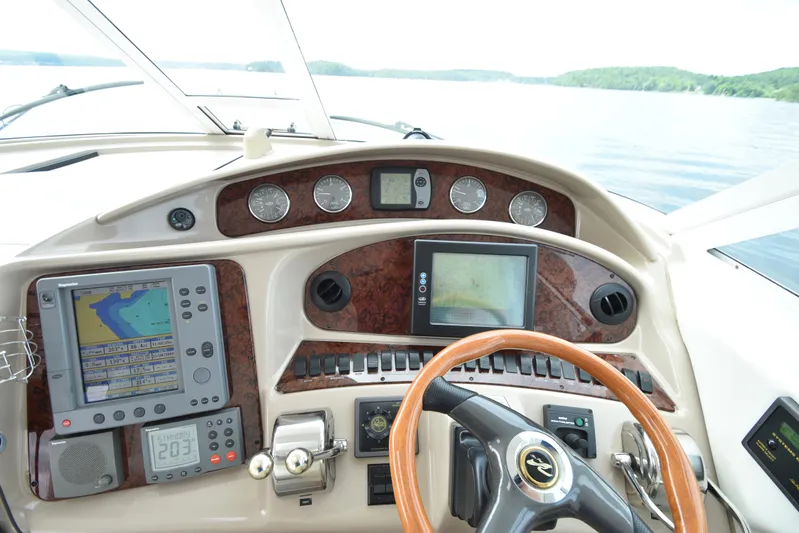 Litigator Yacht Photos Pics 