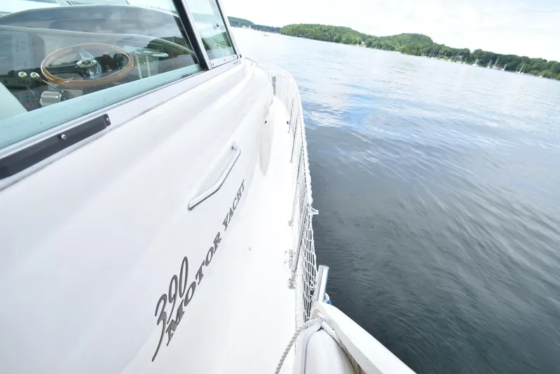 Litigator Yacht Photos Pics 