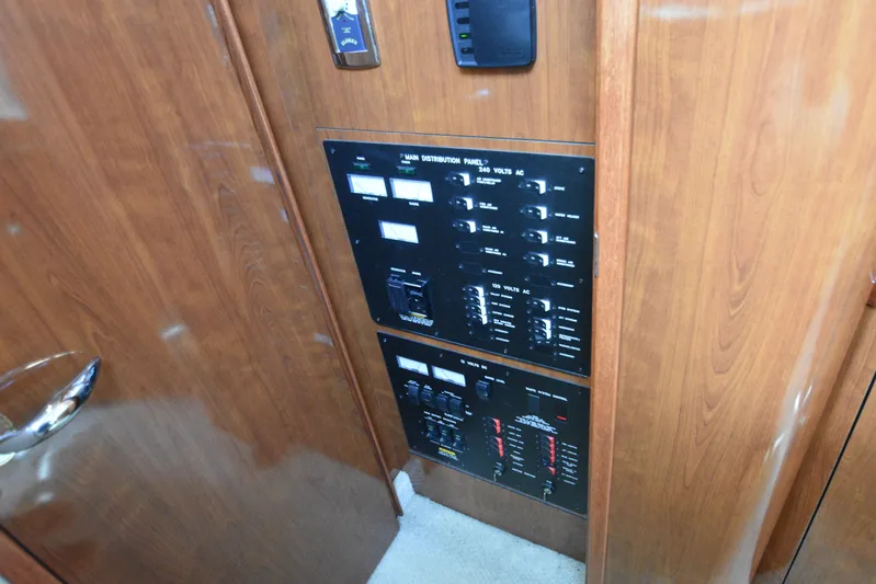 Litigator Yacht Photos Pics 