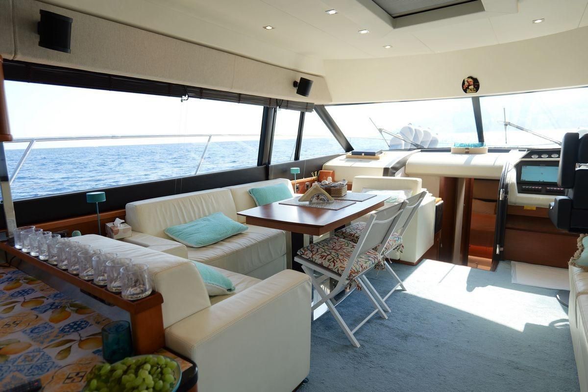 2013 Prestige 62 