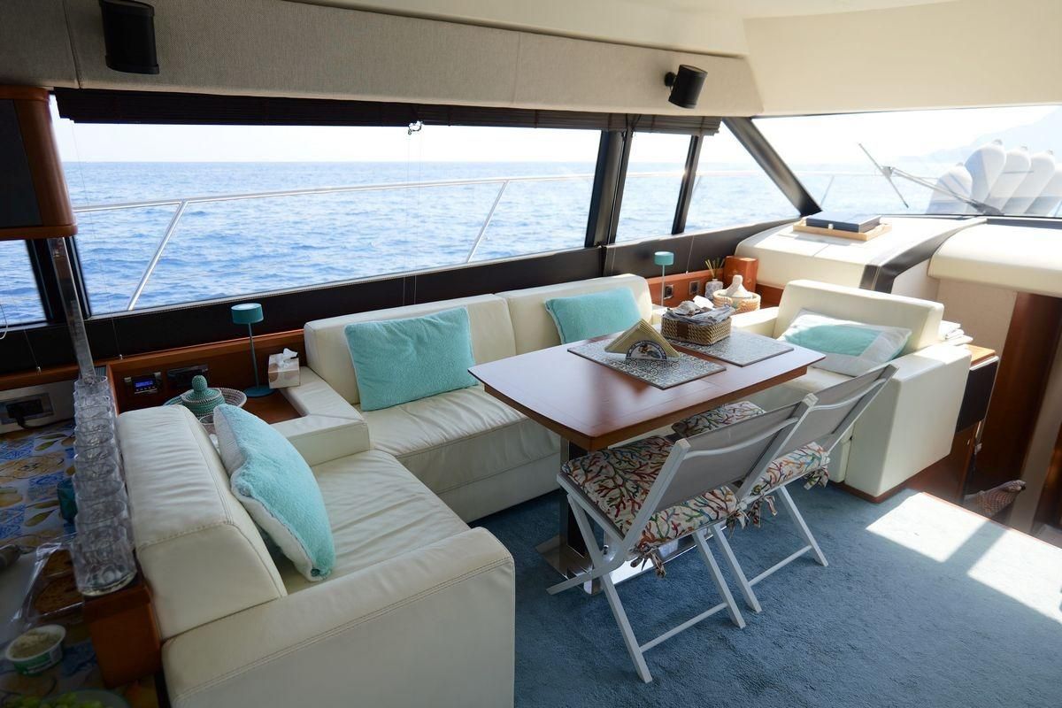 2013 Prestige 62 
