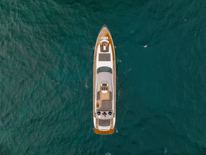 Naav Yacht Photos Pics 