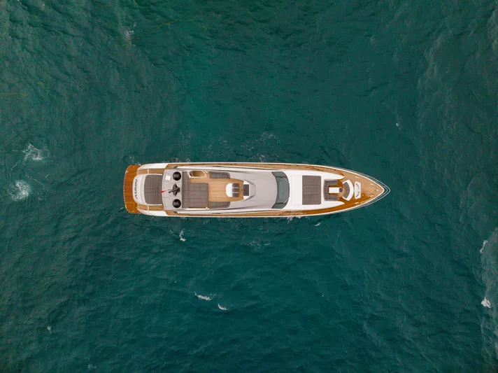 Naav Yacht Photos Pics 