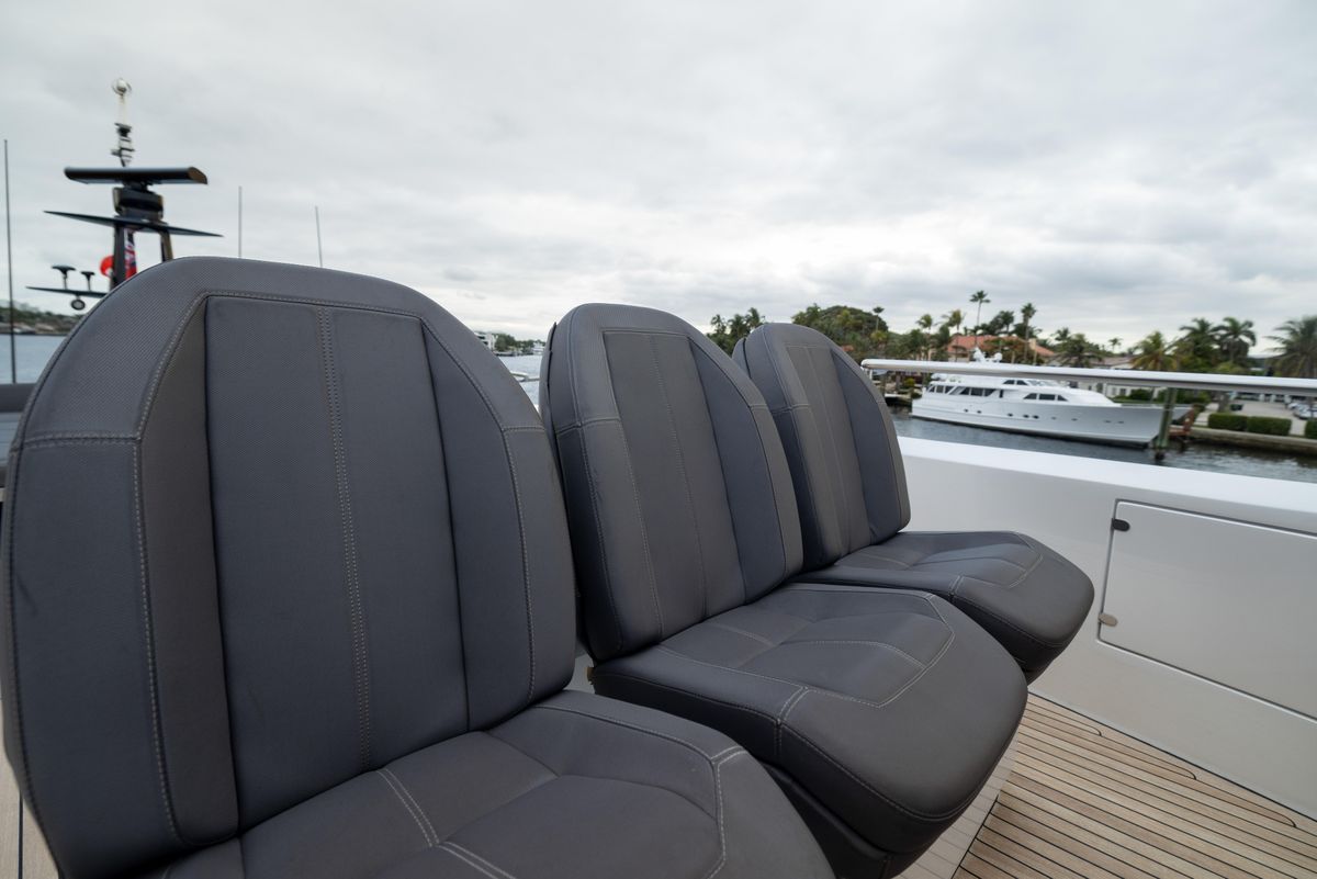 2018 Pershing 108 