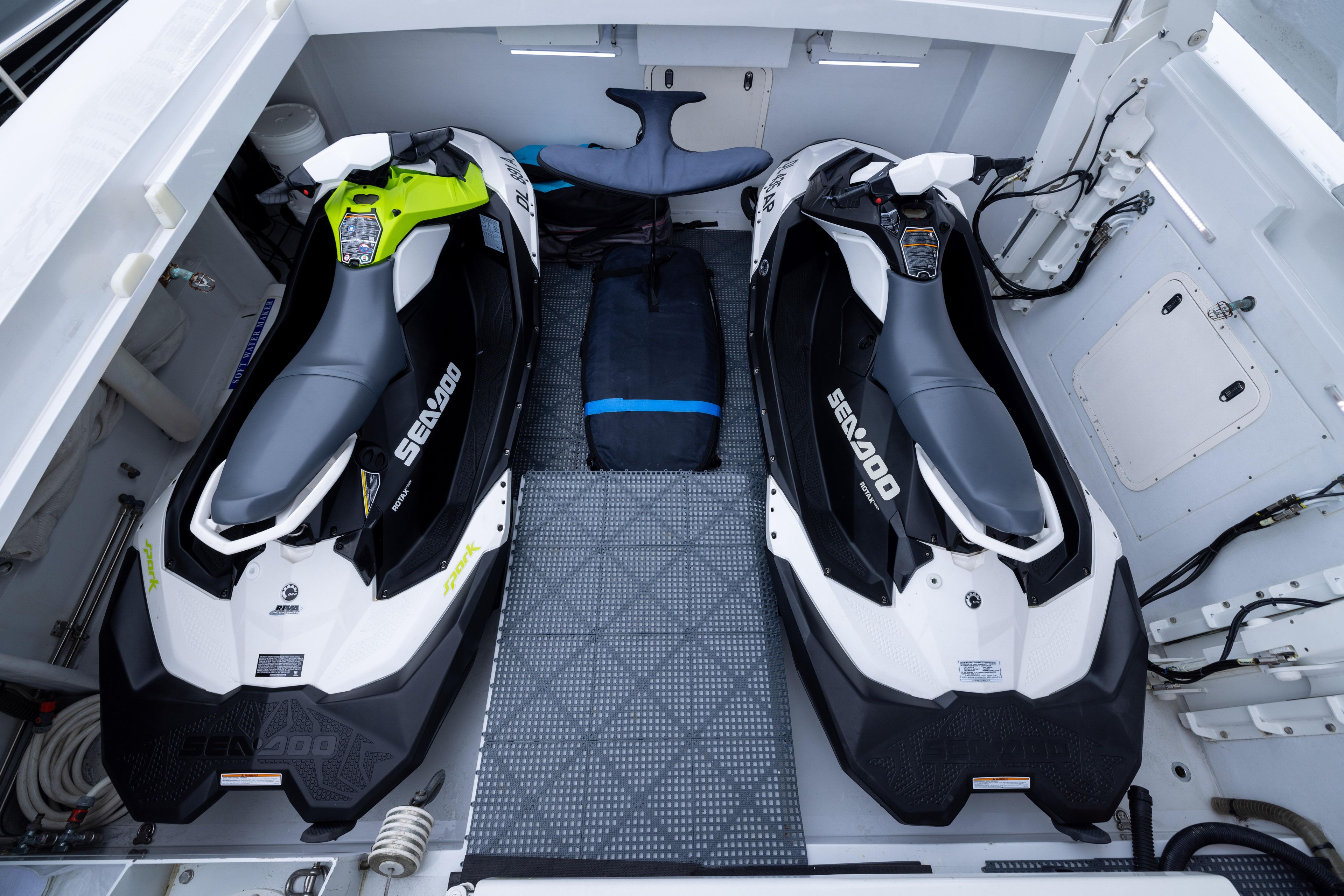 2018 Pershing 108 