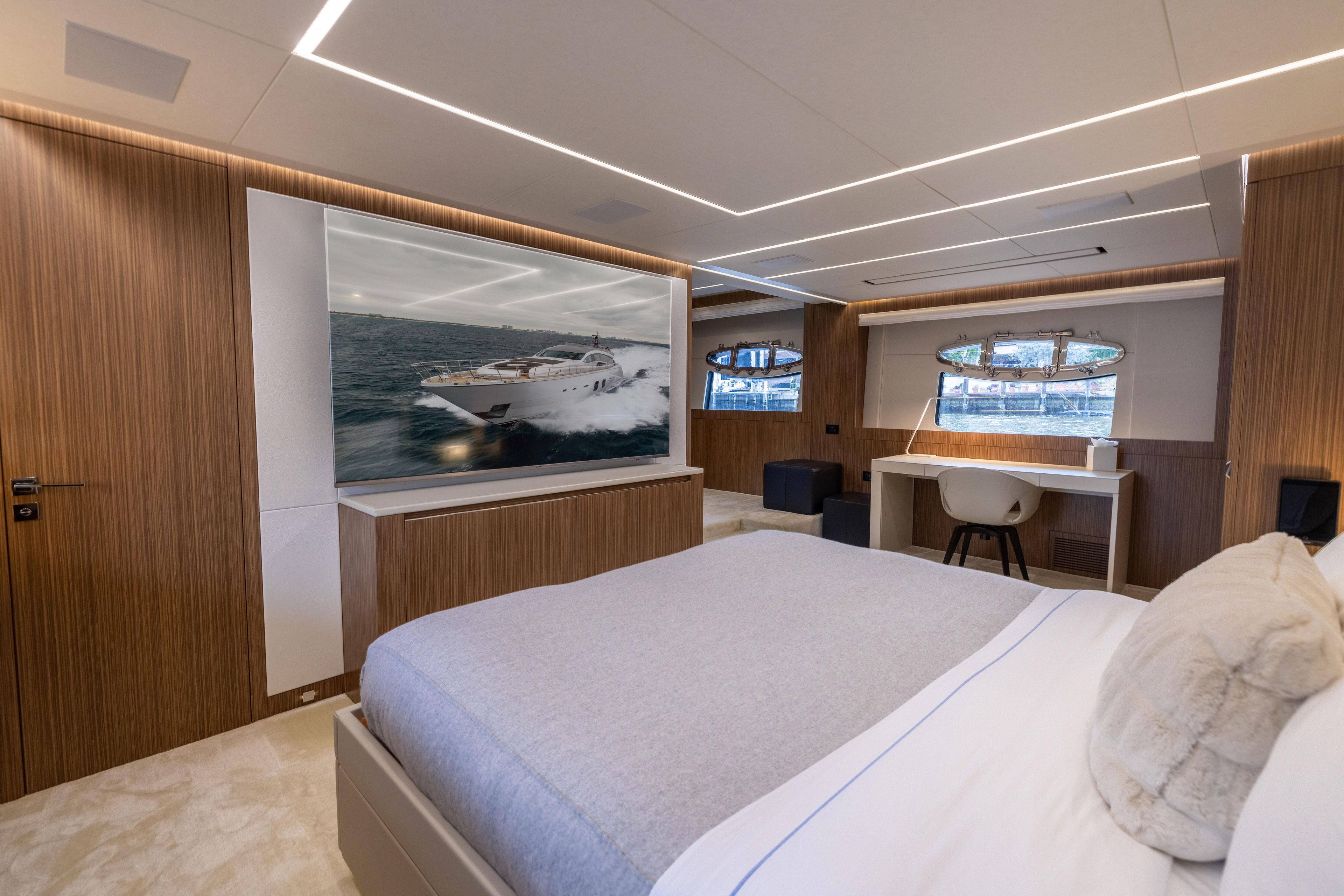 Yacht
