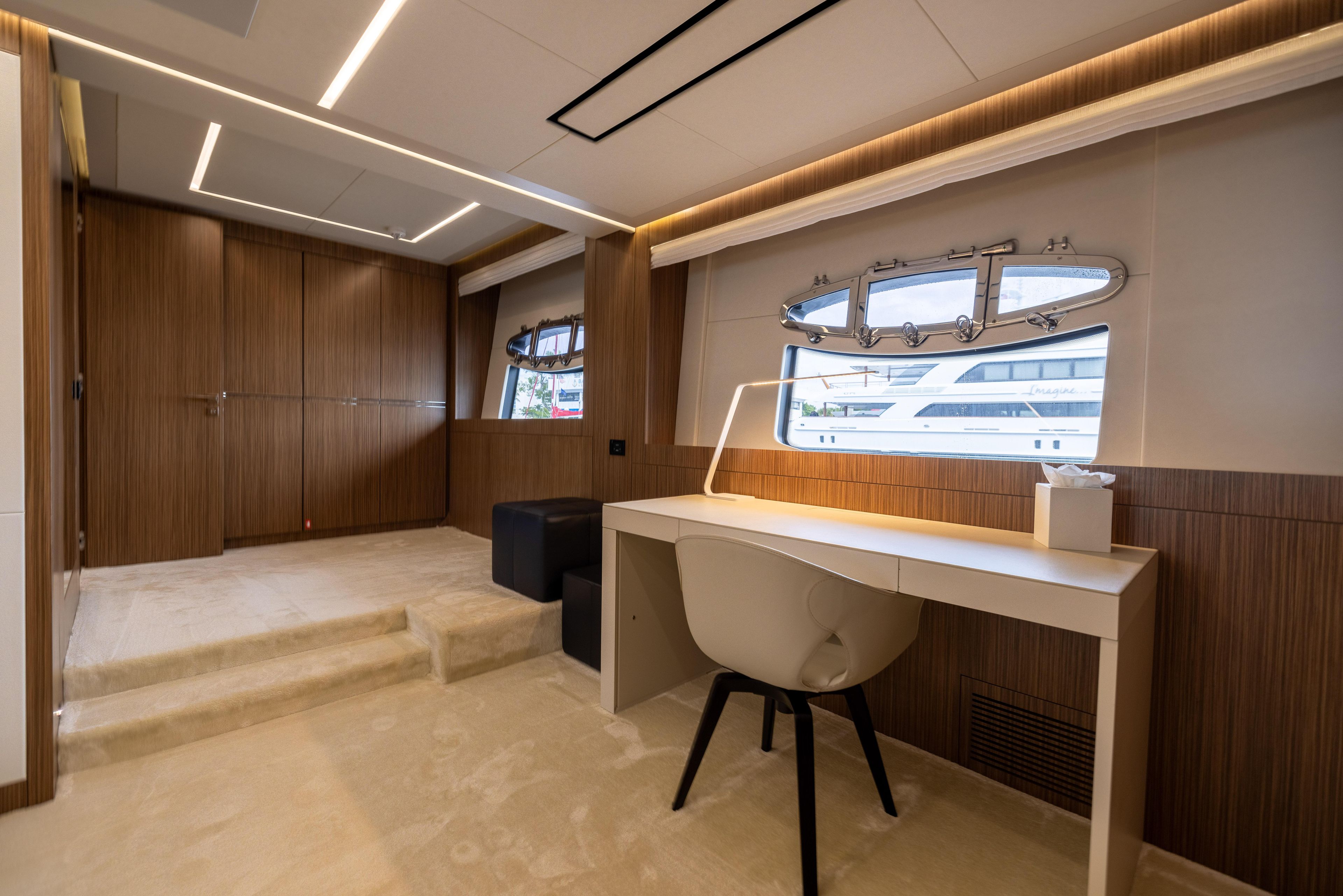 2018 Pershing 108 