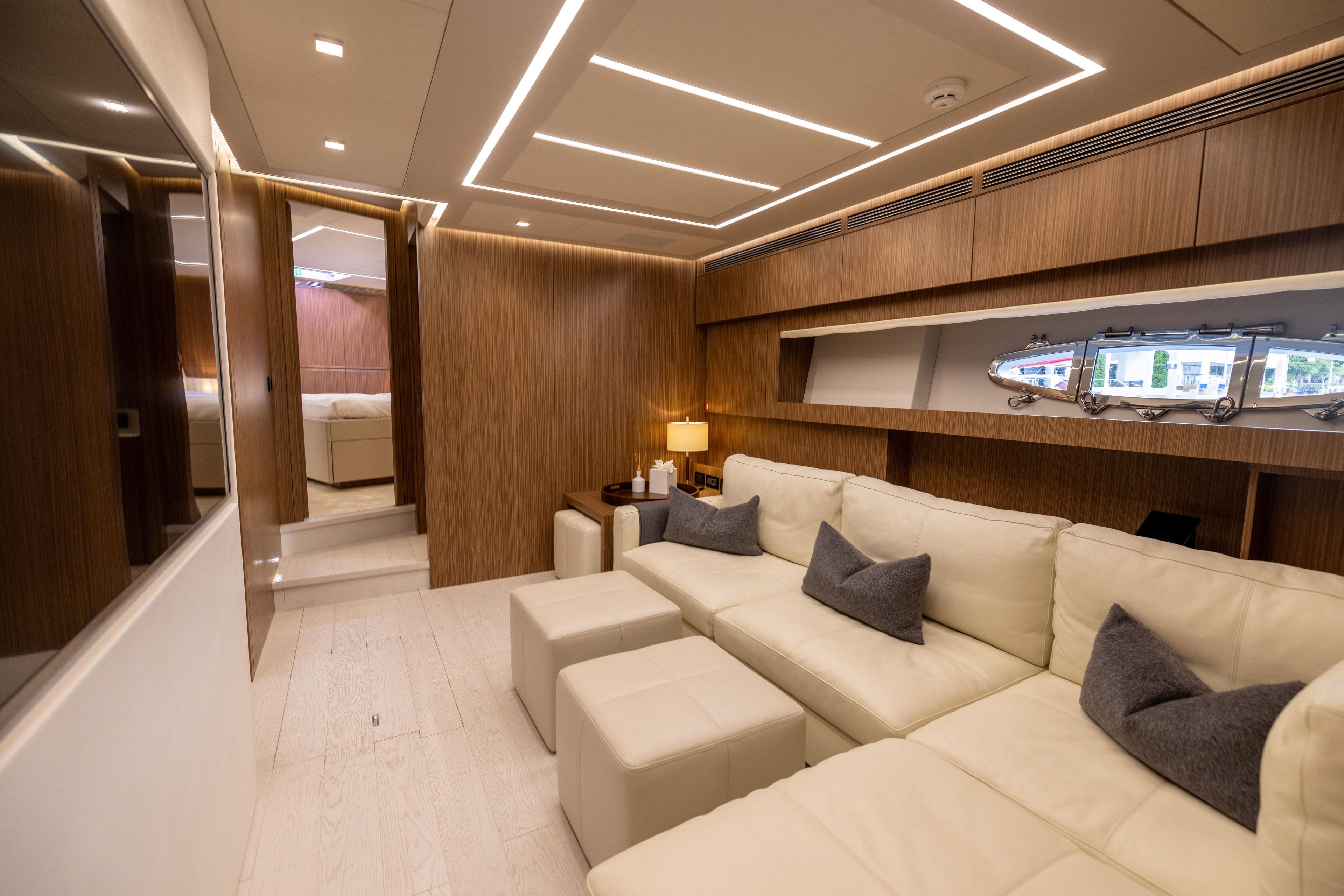 2018 Pershing 108 