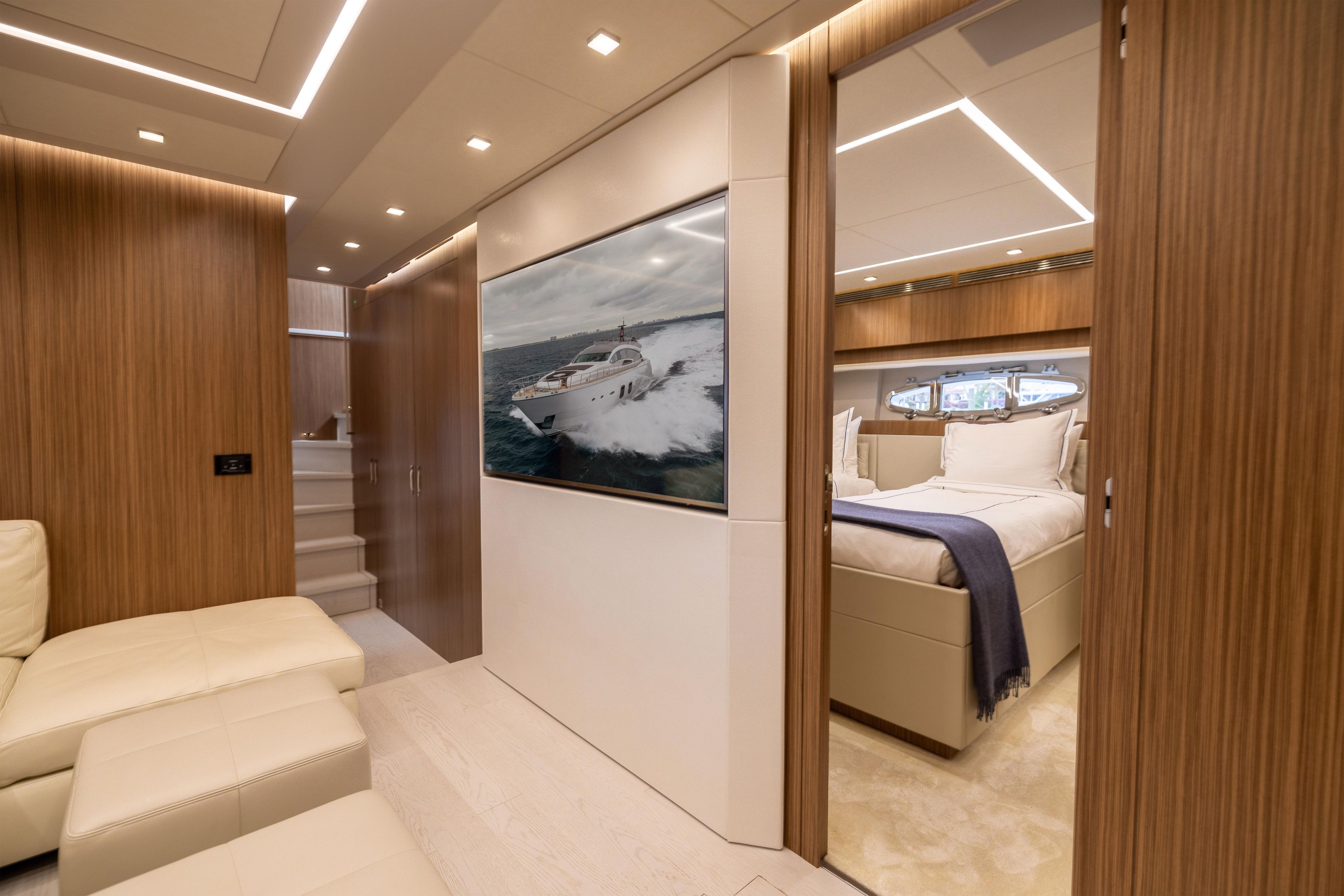 2018 Pershing 108 