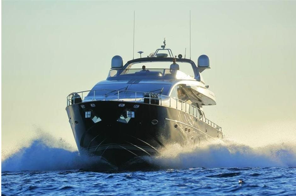 2009 Riva 85 