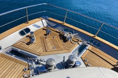 Yacht
