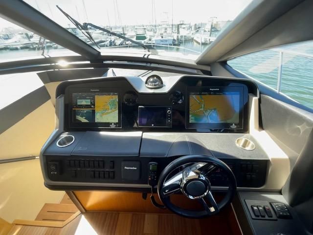 2017-59-sea-ray-l590