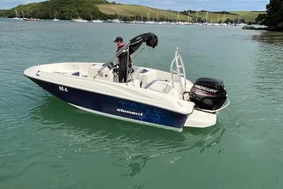 2016 Bayliner 160 Element