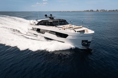 Yacht
