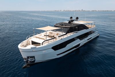 Yacht